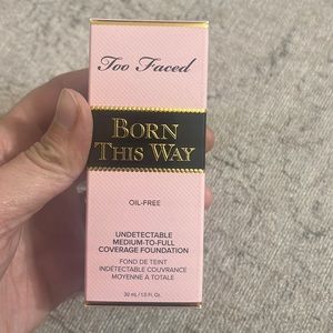 Too Faced Born This Way (Vanilla)